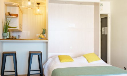 Sofitel/Miramar Apartment 2 3