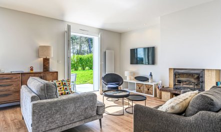 La Tour Bourgerel avec piscine 4