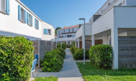 Odalys Collection Le Domaine des Pins Apartment 2 1