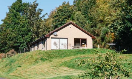 Achmony Number 9 Holiday Home 3