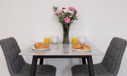 Harbour Nights Deluxe 7A 2