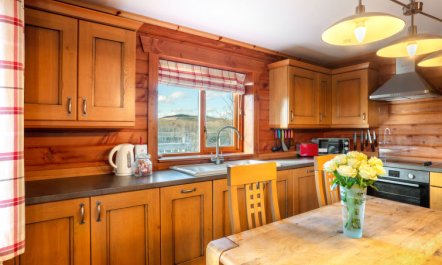 Deveron Lodge Holiday Home 2 7