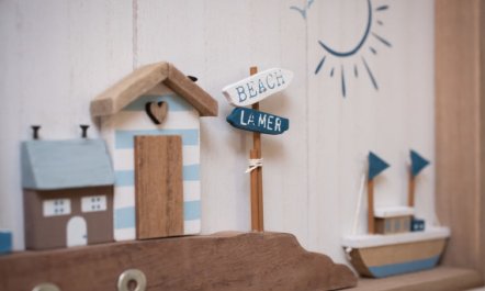 Harbour Nights Deluxe 7C 3