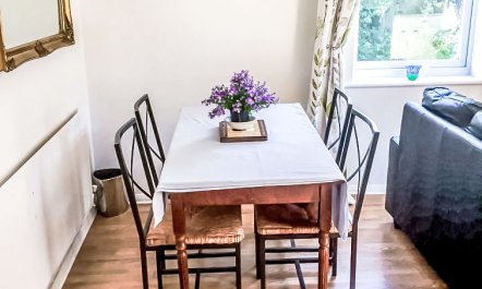 Oak Cottage Cottage 5 7