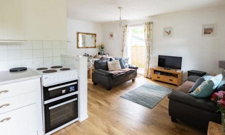 Oak Cottage Cottage 5 4