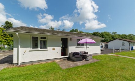 Rosecraddoc Lodges 5