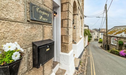 Tregony House 1 Bedroom 5