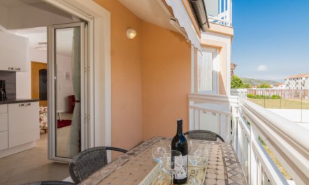 Villa Nikaroni Apartment 2 3