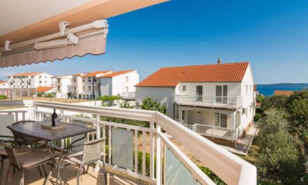 Villa Nikaroni Apartment 2