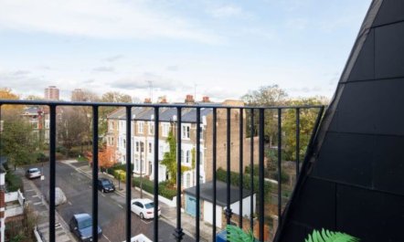 Lenna Gdns 2 Bed Apartment 3 5