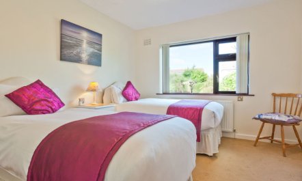 Lake District Coastal Cottage 9