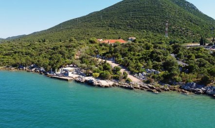 Waterfront Oasis Apartment 2 5