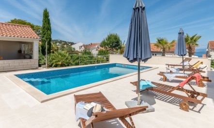 Villa 2 Pools Apartment 4