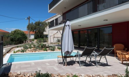 Viva-by the sea-garden & terraces 5