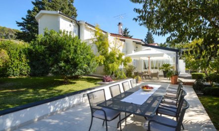 Villa Bloom garden 5