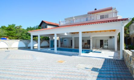 Villa Kursar 2