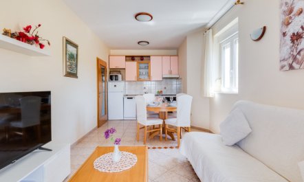 Daria 3 Apartment 3 4