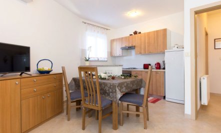 Andrea Apartment 2 3