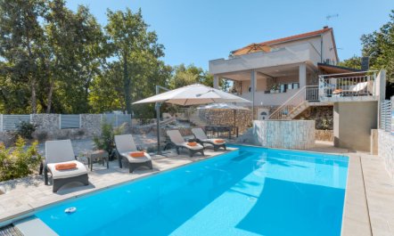 Lavendel Holiday Home 2