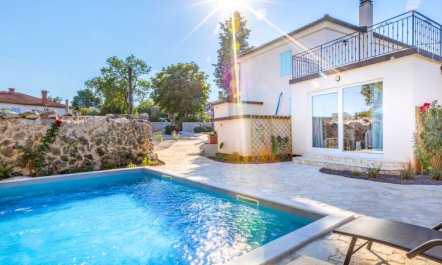 Paesana Heritage House