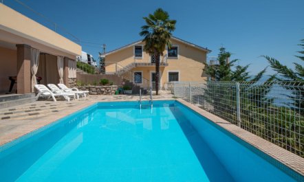 La Mer Apartment 3 5