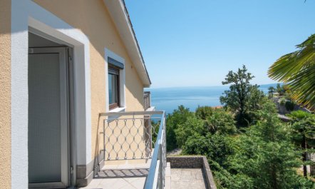 La Mer Apartment 3 7