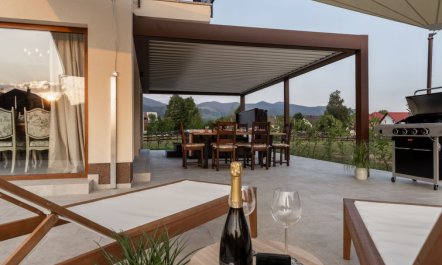 Mountain House Volta 1 7