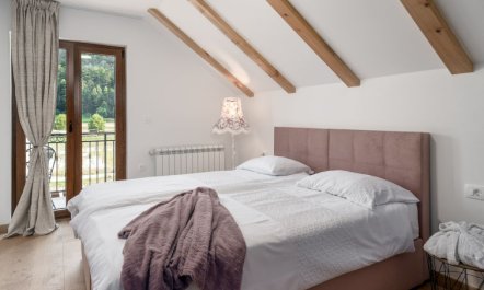 Mountain House Volta 1 2