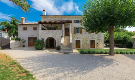 The Mulberry Stonehouse 1