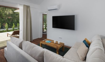 Luxury Bay Villa with private hot tub Villa 2 6