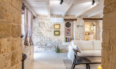 Botra Maria Luxury 1