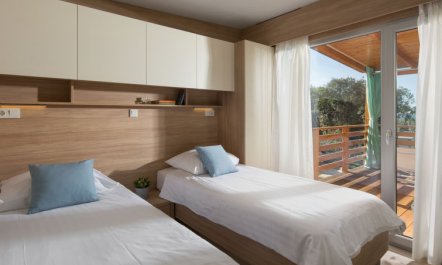 Mobilhome Villa Prestige with jacuzzi Villa 4 1