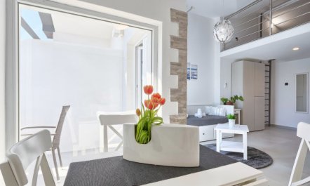 La Mer Apartment 3 5