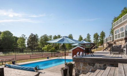 Skarpsätter Sportgård 7