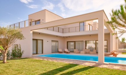 Taria Holiday Home 2