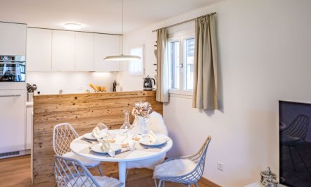 Chesa Palüdin 1 - Celerina Apartment 3 5