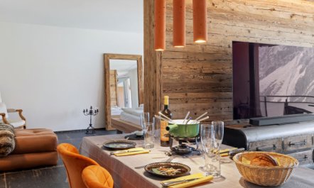 Promenade (Utoring) Apartment 93 6