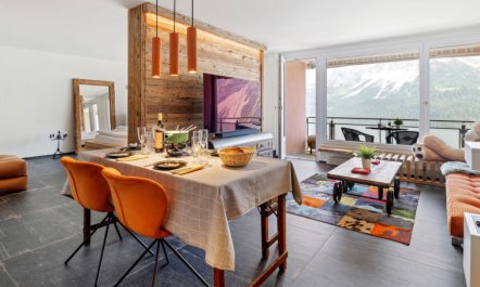 Promenade (Utoring) Apartment 93 1