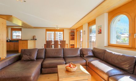 Whymper Apartment 4 7