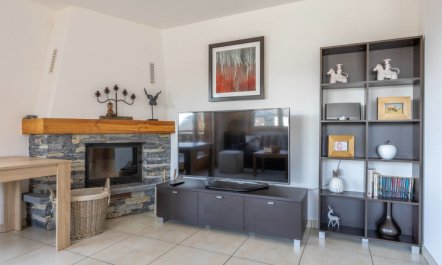 Grands Ducs 202G Apartment 5 5