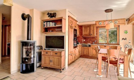 Carving R02 Apartment 4 7