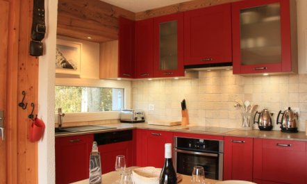 Armorial II / apt 2 7