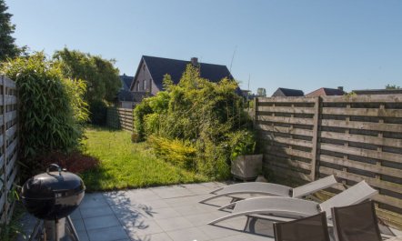 Stella Maris with garage and garden 1