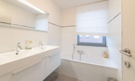 Stella Maris with garage and garden 7