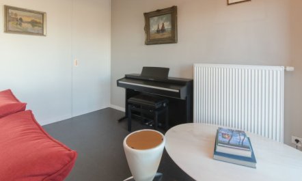 Turquoise duplex appartment 6