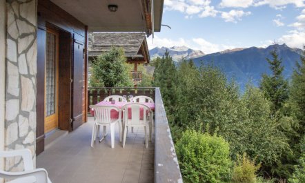 Roc Lyv Apartment 2 4