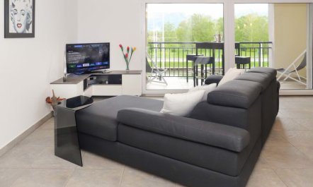 Cook P9/3 Apartment 61 3