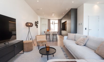 Historical and spacious 'La Tourelle II' Apartment 2 1