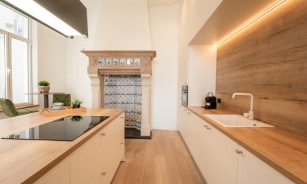 Historical and spacious 'La Tourelle I' 2