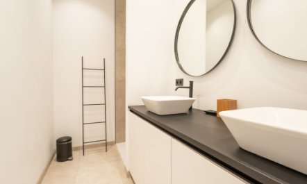 Historical and spacious 'La Tourelle I' 4